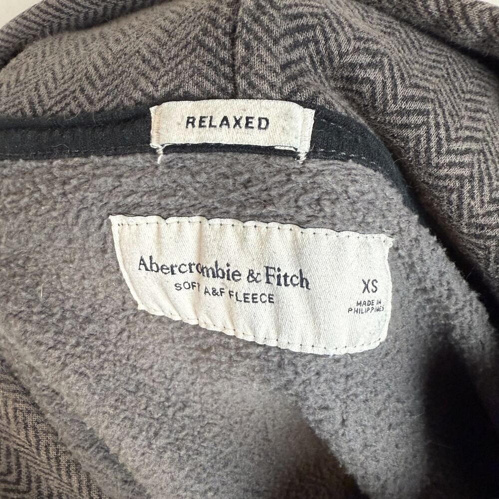 Abercrombie & Fitch Hoodie Women XS Gray Chevron Fleece Lined Relaxed Pullover - Picture 7 of 11